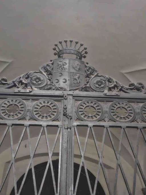 Appartamento Storico Nel Centro Florence Exterior photo